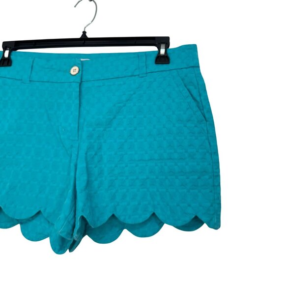 Crown & Ivy Womens Scalloped Hem Aqua Shorts Size 12 Shelby Cotton/Spandex - Picture 9 of 9